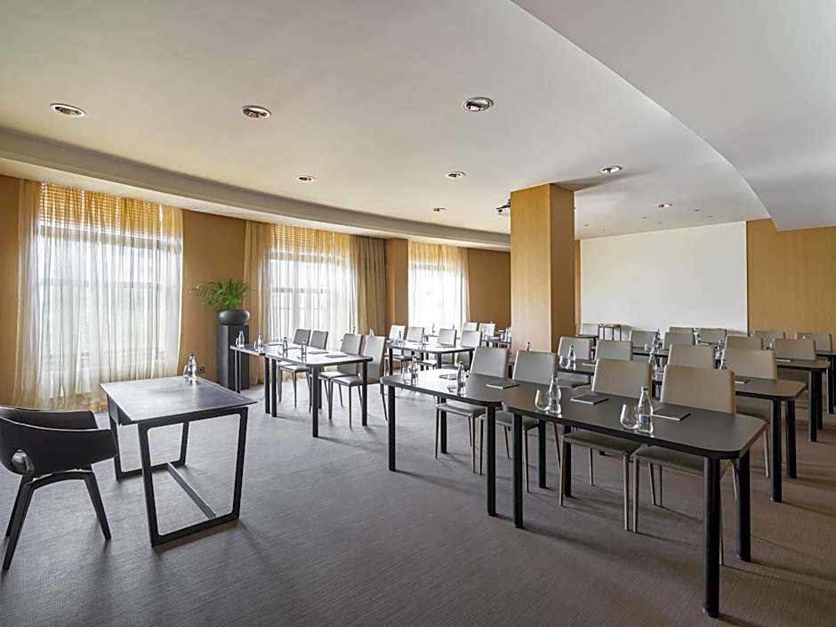 BERDS Hotel Chisinau - MGallery Collection