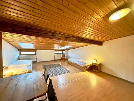 Triple Room with Shared Bathroom