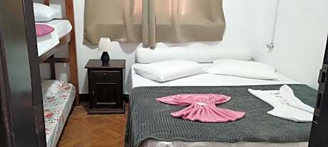 Quadruple Room with Private Bathroom