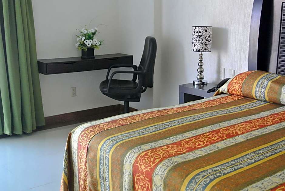 Parque Inn Hotel & Suites