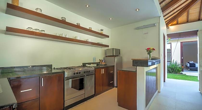 Arama Riverside Villas