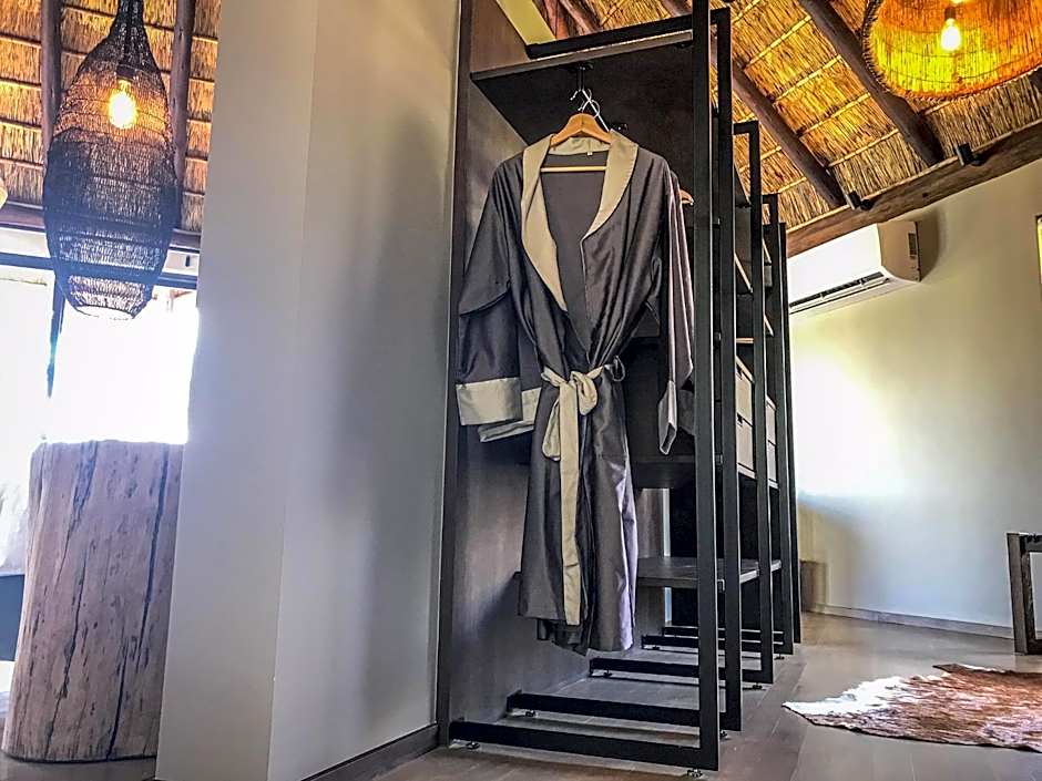 Laluka Safari Lodge - Welgevonden Game Reserve