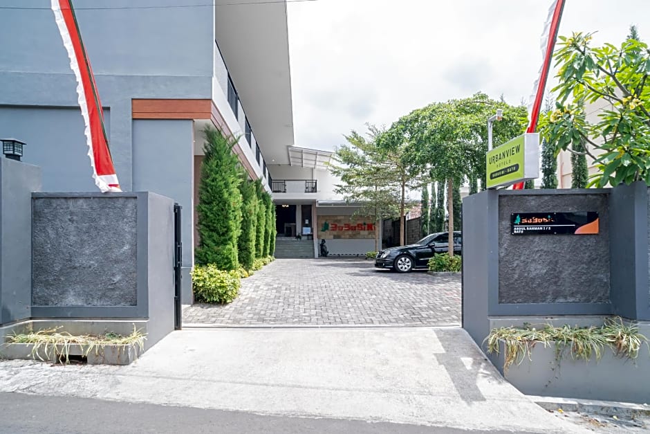 Urbanview Hotel Bubusini Batu by RedDoorz
