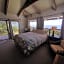 A Beautiful Edge of the World Bed & Breakfast