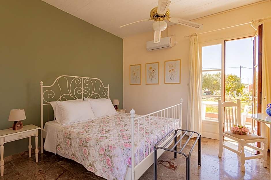 Villehardouin Farm Estate, Studios & Apartments, Minia, Kefalonia