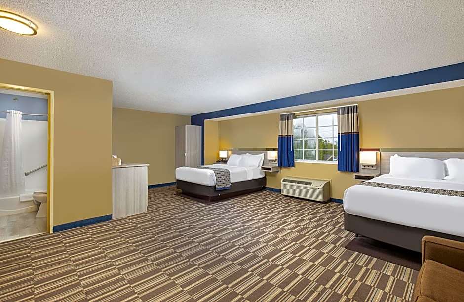 Microtel Inn & Suites by Wyndham Dry Ridge
