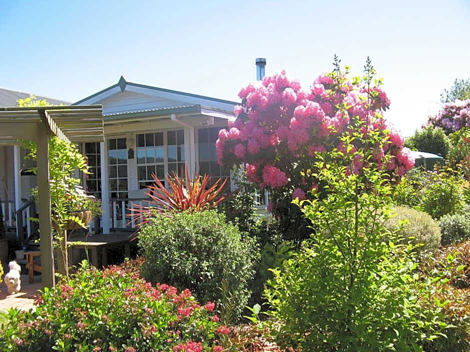 Hillside Bed and Breakfast