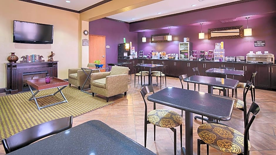 Best Western Giddings Inn & Suites