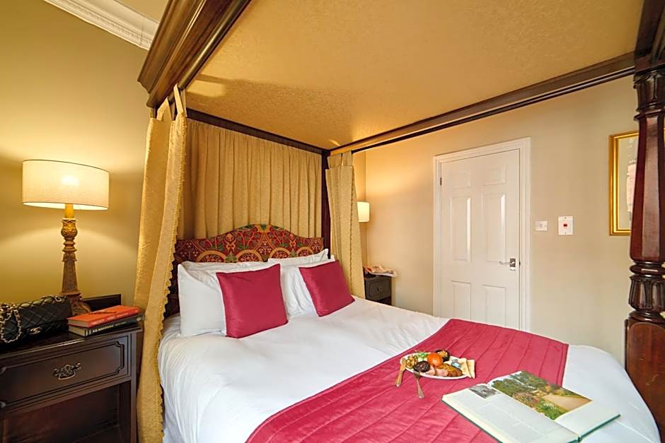 The Atherstone Red Lion Hotel