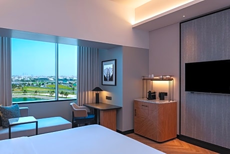 Grand Deluxe King Room, Skyline View