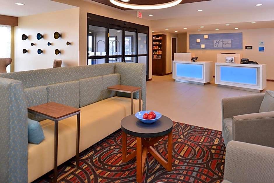 Holiday Inn Express Hotel & Suites Lonoke I-40 By IHG
