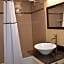 Aashram Hotel by Niagara River