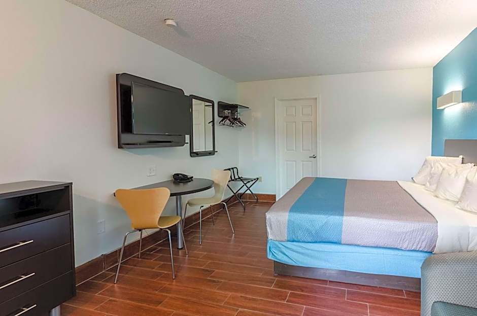 Motel 6-Lexington, VA