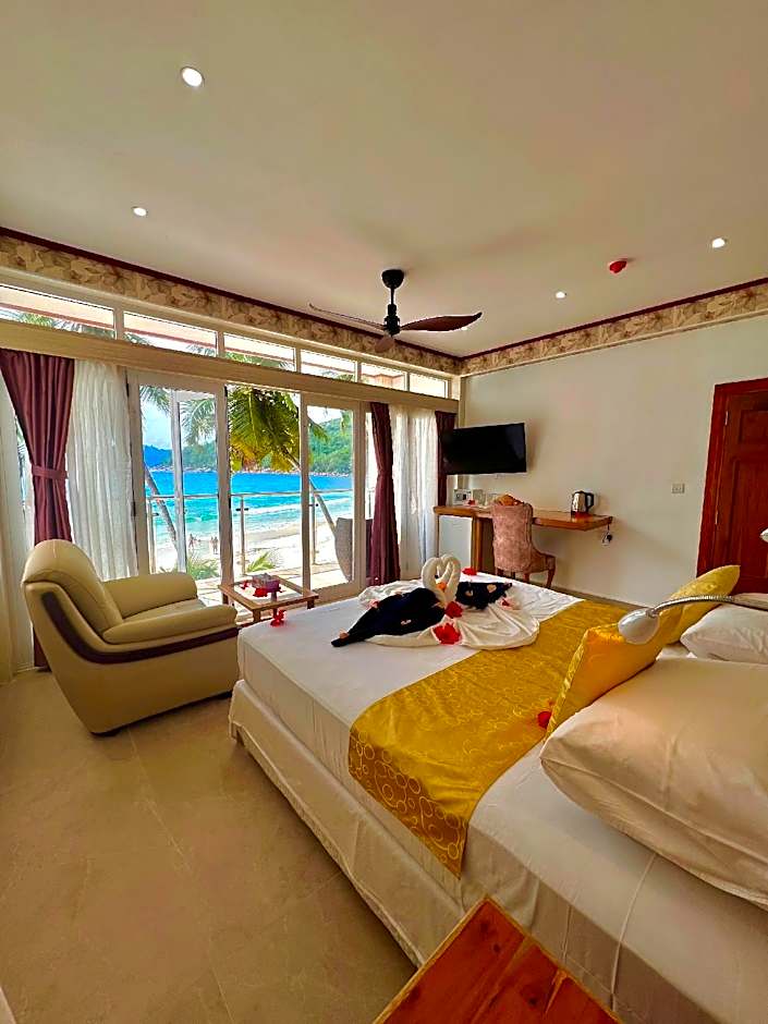 Photo 1 of 8 of Deluxe, Beach View