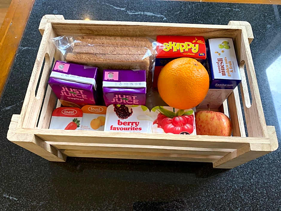 U Studios Paraparaumu Beach (formerly Copperfield Seaside Motel)