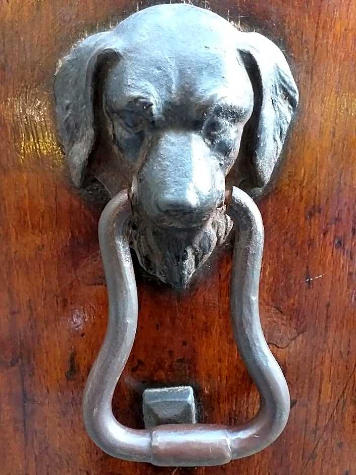 LUCCA CHARM