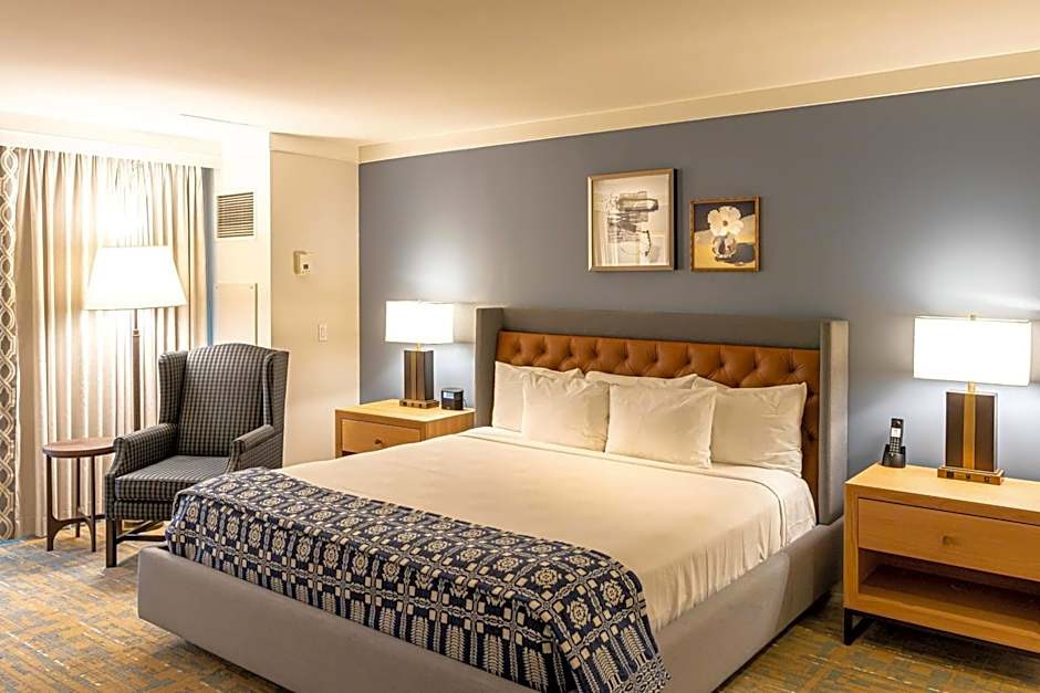 Williamsburg Lodge, Autograph Collection by Marriott