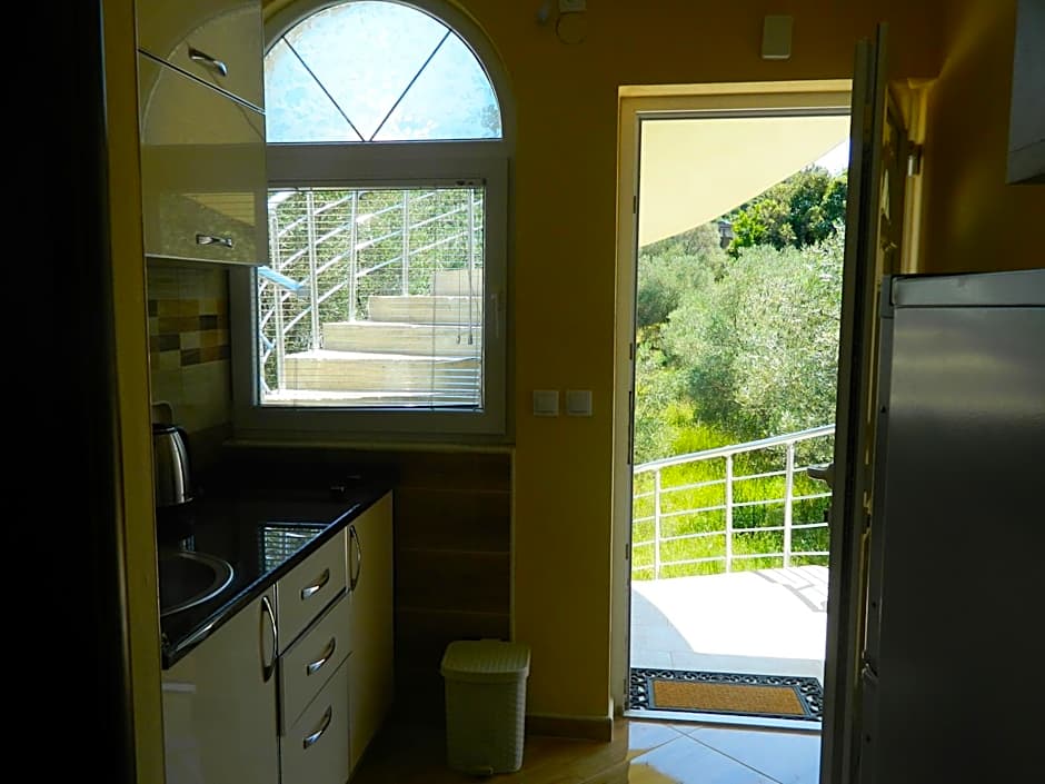 President Bungalows and Apartments