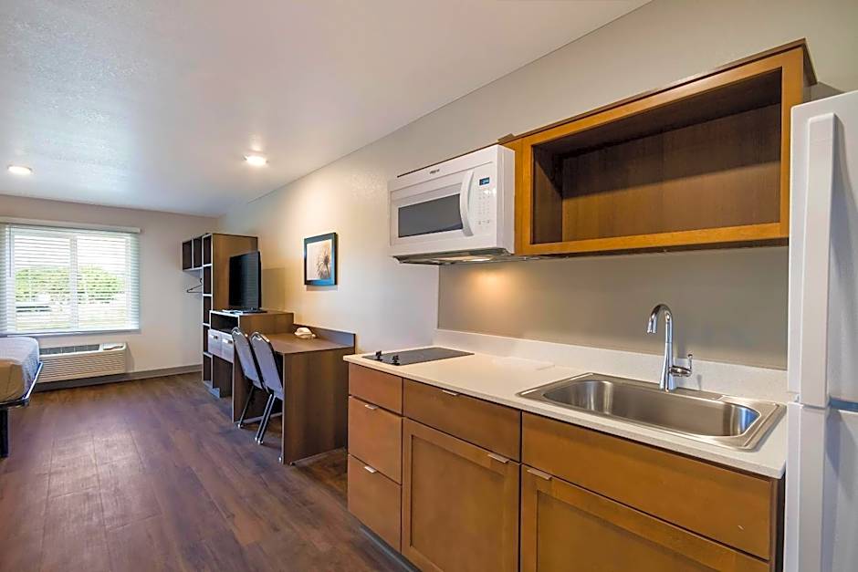 WoodSpring Suites Panama City Beach