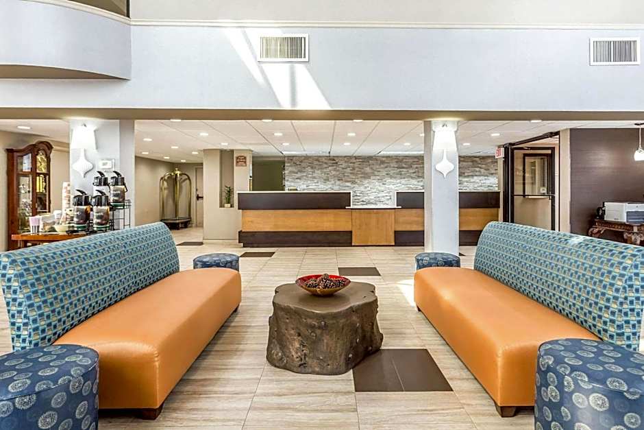 Quality Inn At The Park