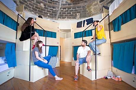 Bed in 12-Bed Mixed Dormitory Room