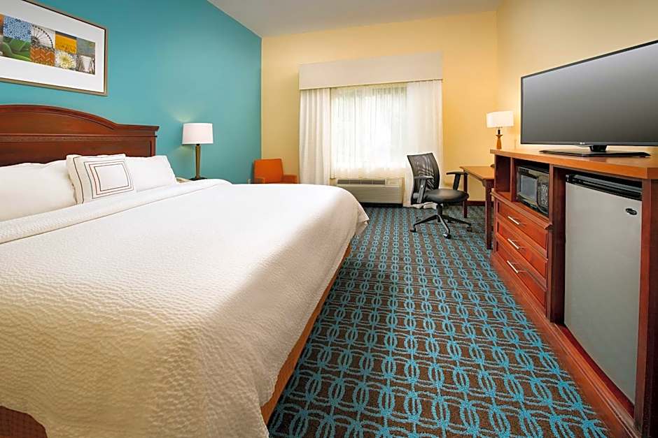 Fairfield Inn & Suites by Marriott Marshall