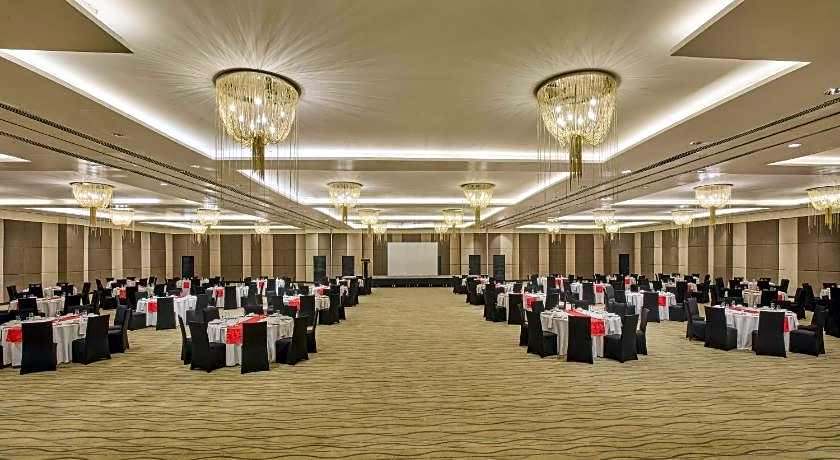 Summit Hotel Tacloban