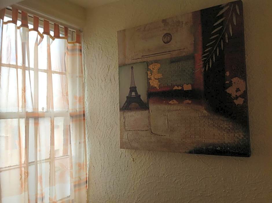 Balmoral Lodge Hotel