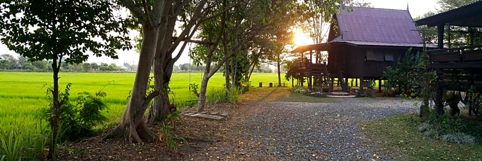 Tung Tong Homestay & Camping