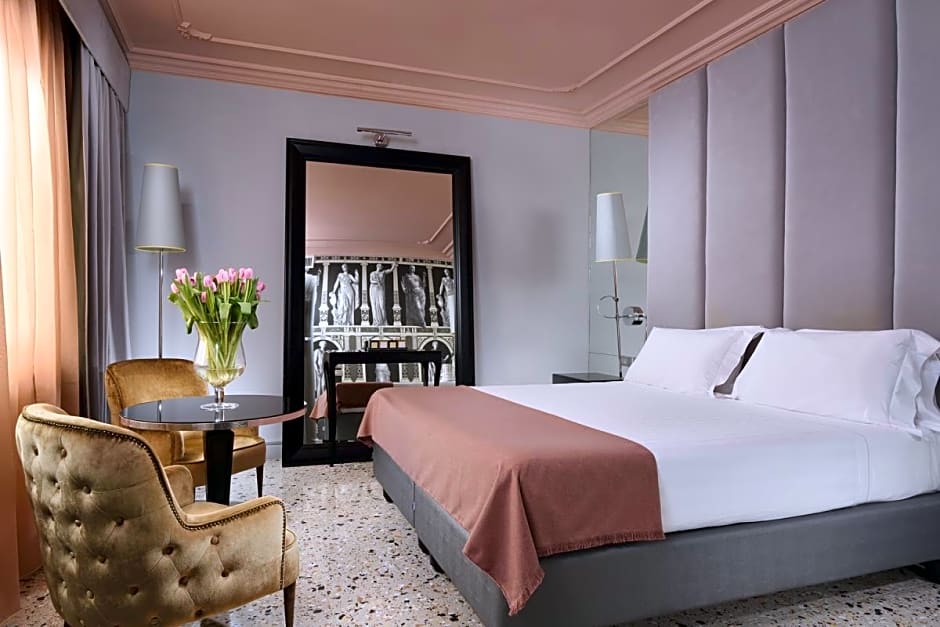 Leons Place Hotel In Rome