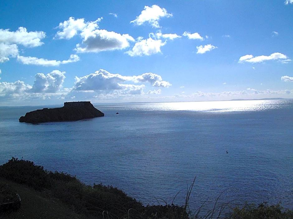 Clarence House Hotel