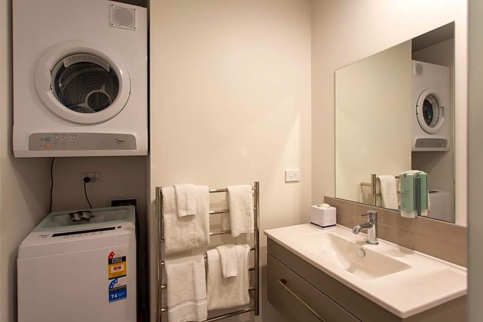 Ramada by Wyndham Queenstown Central
