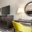 Hampton Inn By Hilton And Suites York South
