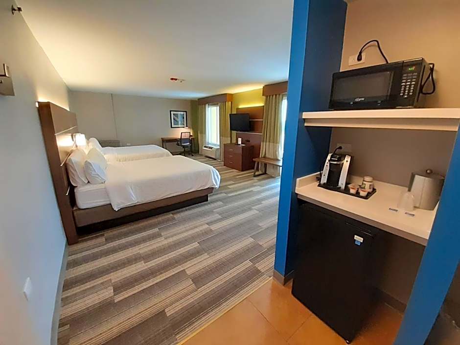 Holiday Inn Express Trincity By IHG