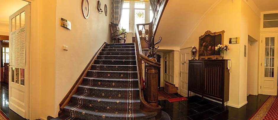 Hotel Weisses Haus