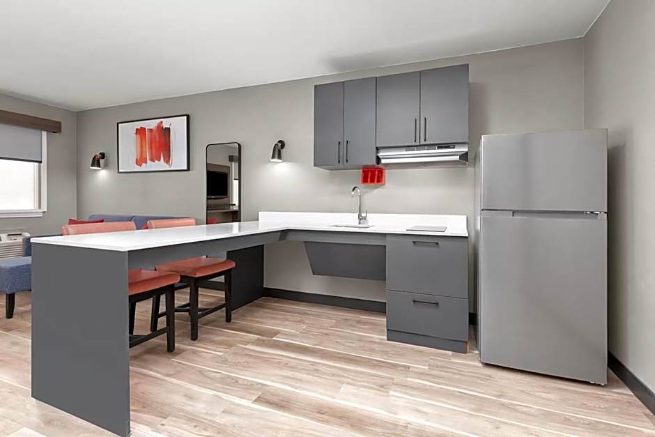 Hawthorn Extended Stay by Wyndham DFW Airport North