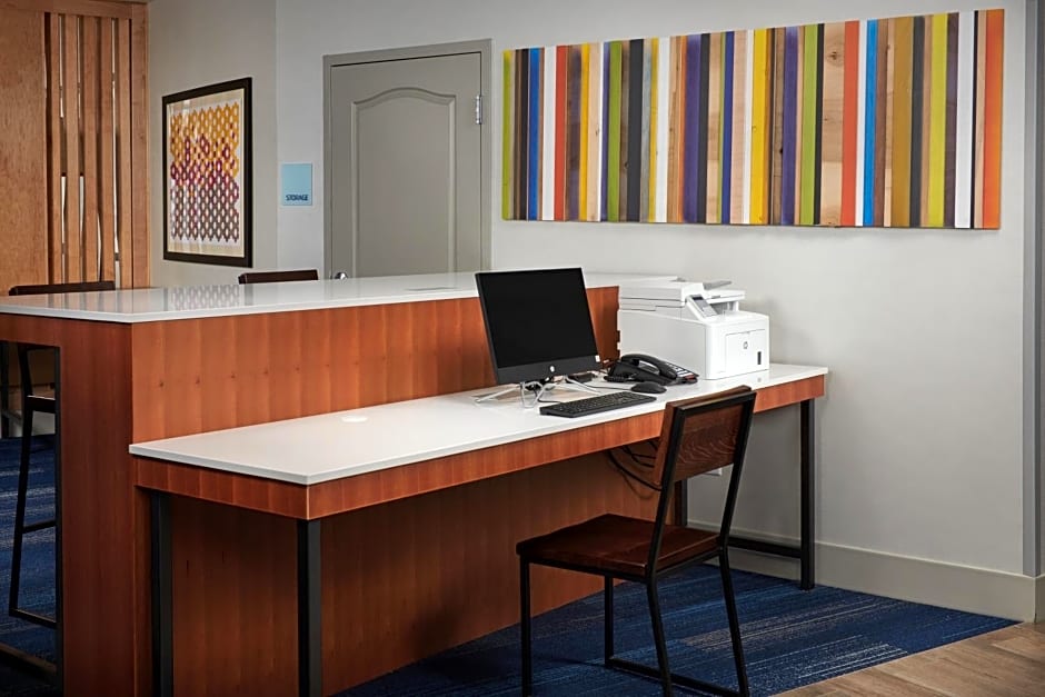 Holiday Inn Express Buffalo NE - Lockport By IHG