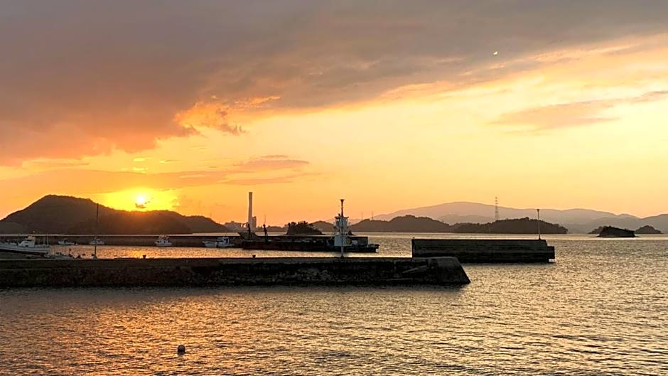NIPPONIA HOTEL Takehara Saltworks Town