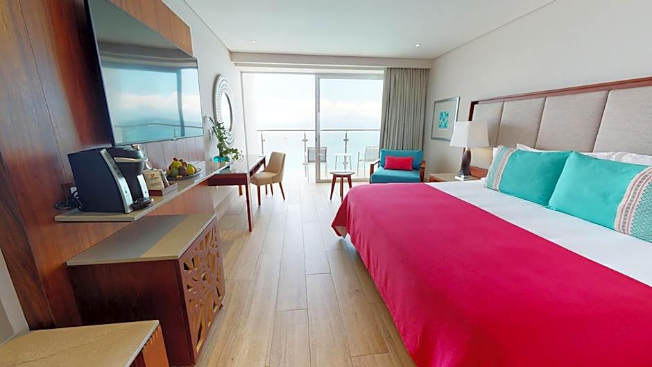 Photo 1 of 6 of Premier, Ocean front