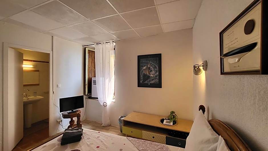 Photo 1 of 6 of Double Room with Private Bathroom
