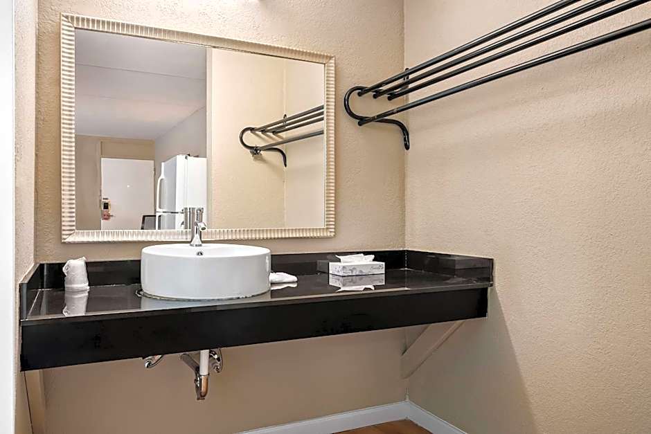 Signature Inn Danville