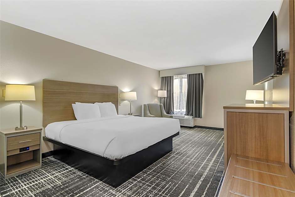 Best Western Commerce Inn