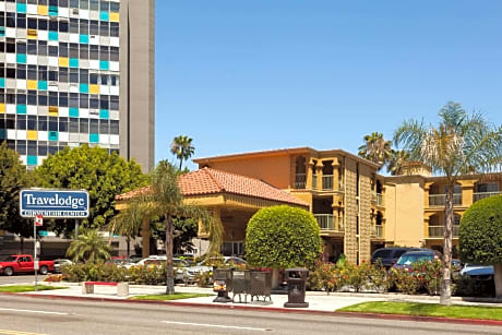 Travelodge by Wyndham Long Beach Convention Center