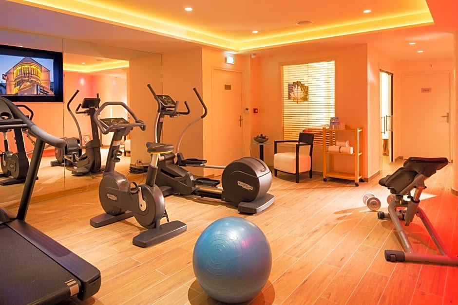 Hotel Le M Paris Montparnasse