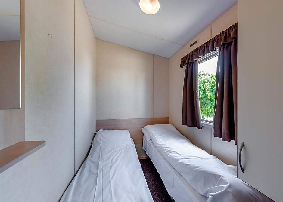 Riverside Caravan Park