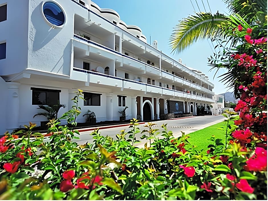 Club Cascadas De Baja