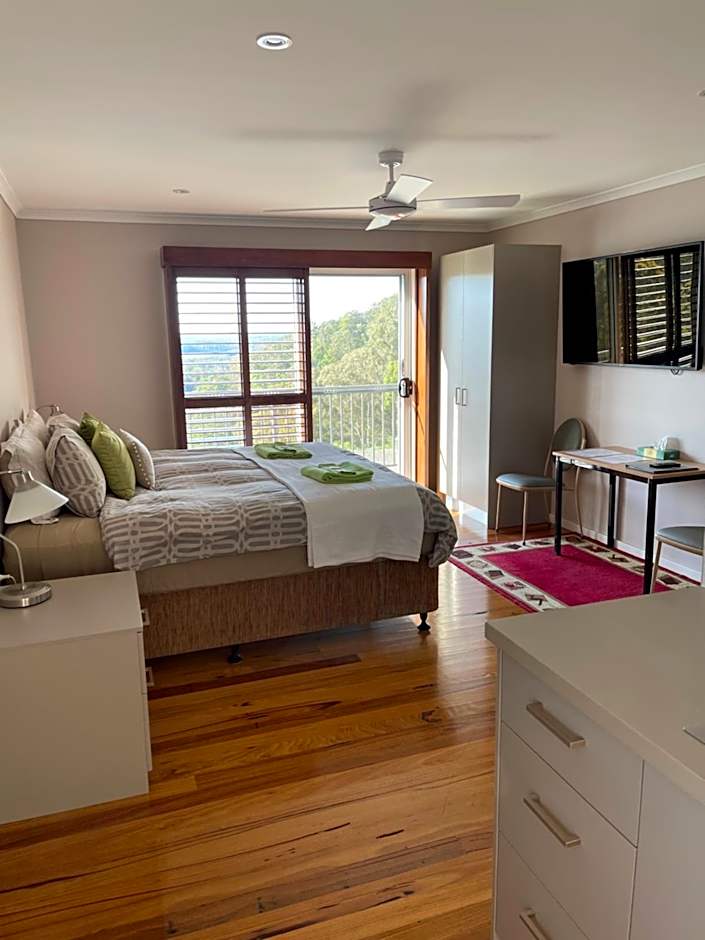 Sinclairs Country Retreat - Adults Only