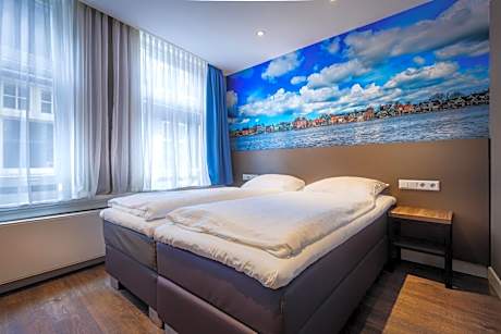 The Old Nickel Hotel