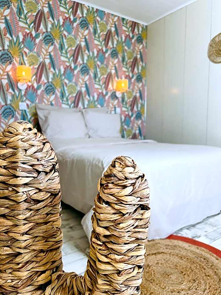 Motel Les Broussailles