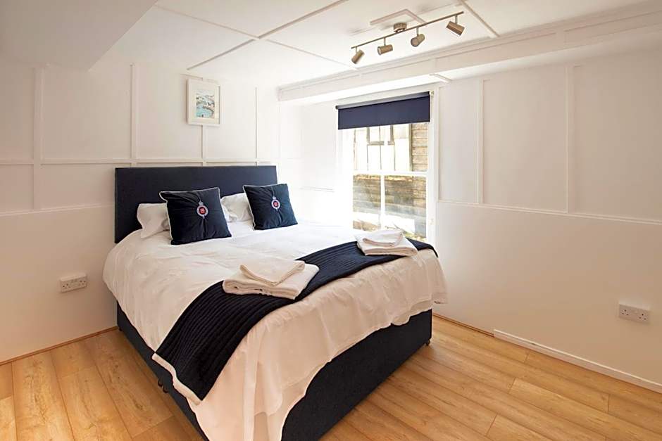 The Royal Burnham Yacht Club